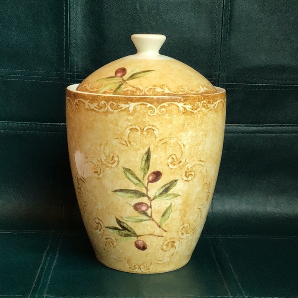 Porcelain Canister 222 Fifth Oliveto